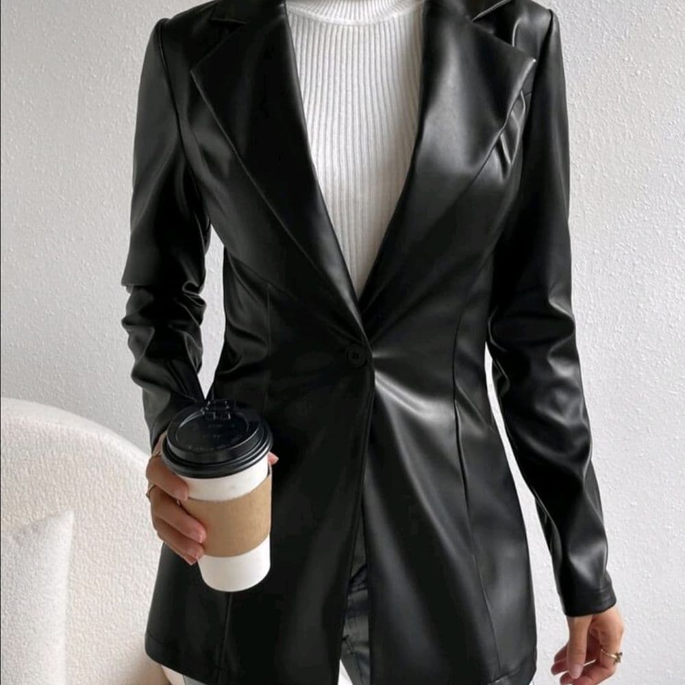 SACO DE CUERO PU NEGRO