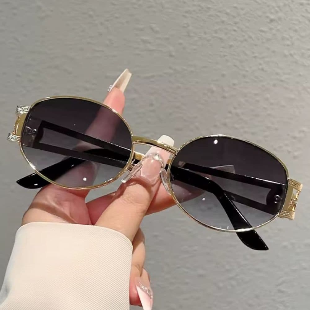 LENTES DE SOL MIU GRIS DEGRADADO