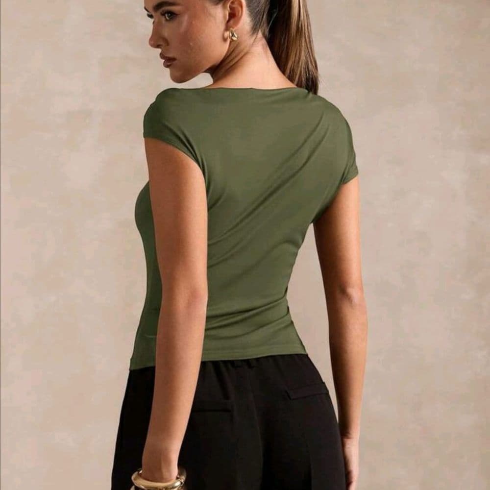 TOP HOMBRO ASIMETRICO VERDE