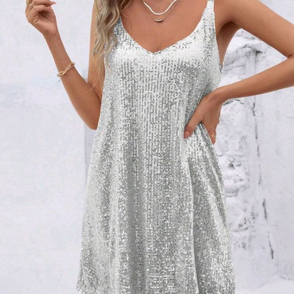 Vestido lentejuelas plateadas