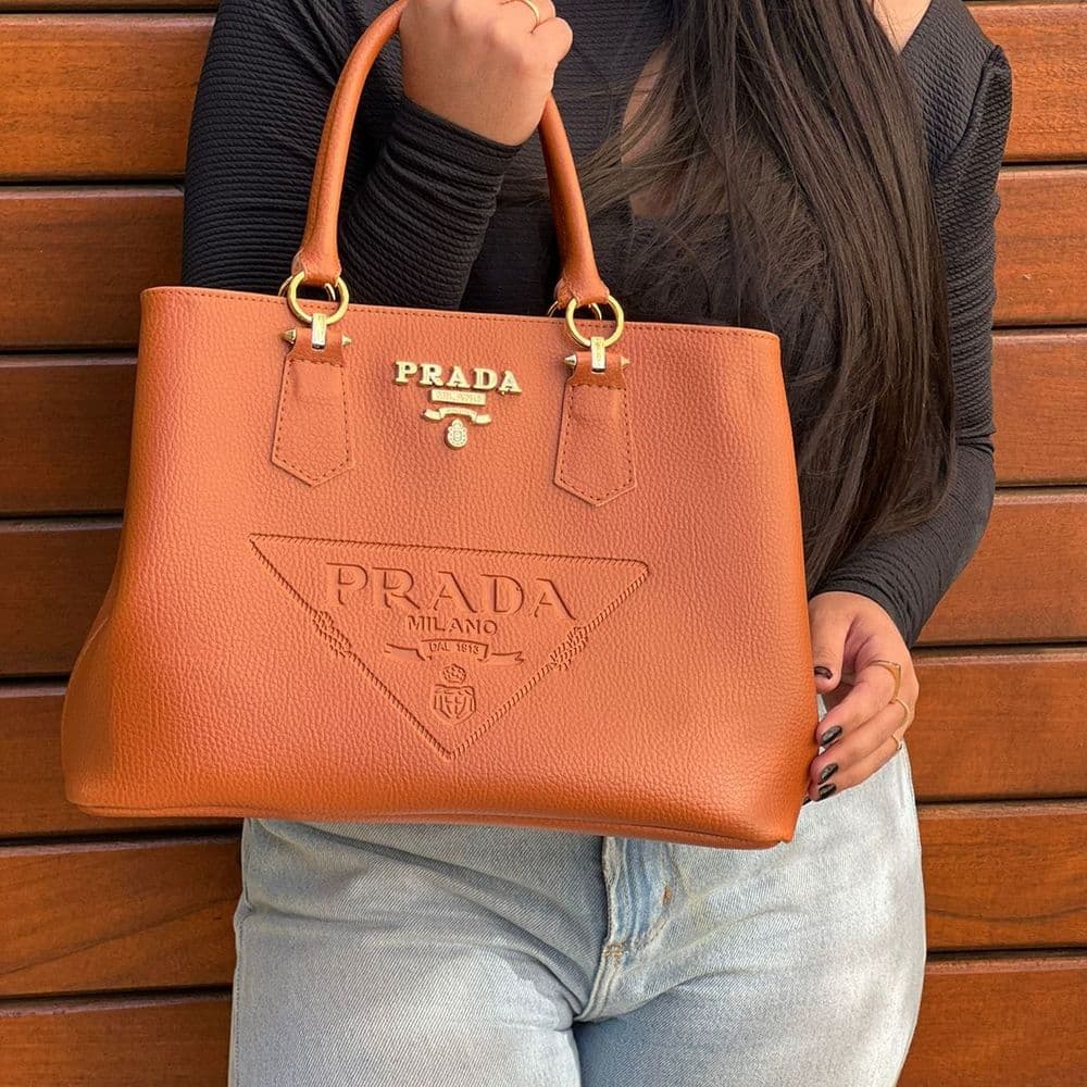 Bolso marrón Prada