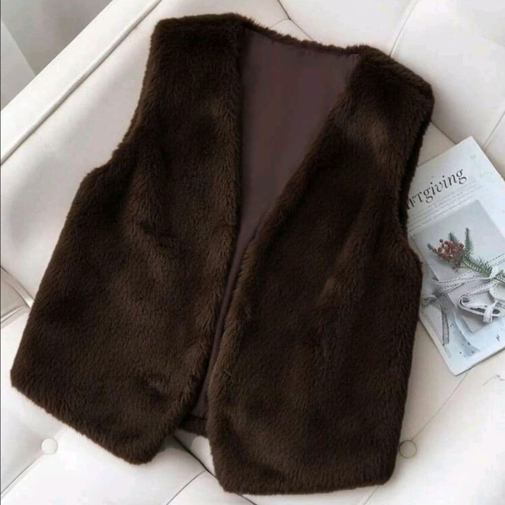 CHALECO MARRON CHOCOLATE FELPUDO