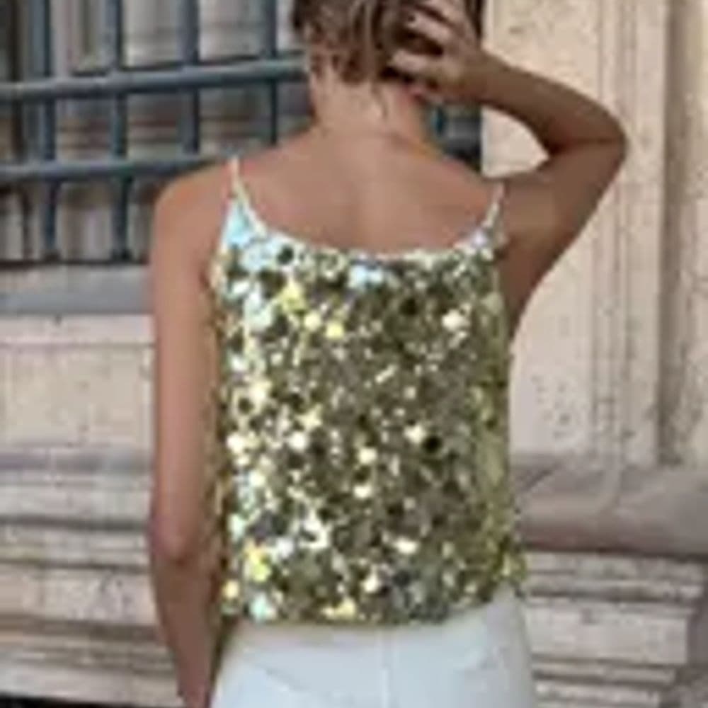 Blusa de lentejuelas doradas